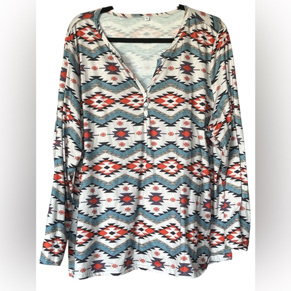 Aztec Patterned Women's Top - Multicolor - Picture 1 of 6